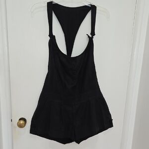 LONDONJEAN Black 100% Linen Shorts Spring/Summer Romper. Size XS